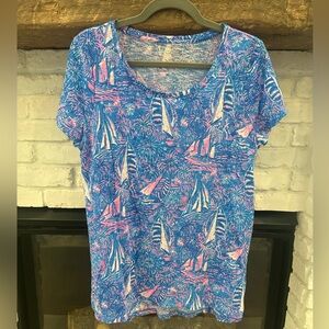 Lilly Pulitzer Top in Large